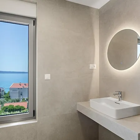 Villa Seaview Morettina, A Coastal Gem Near Split